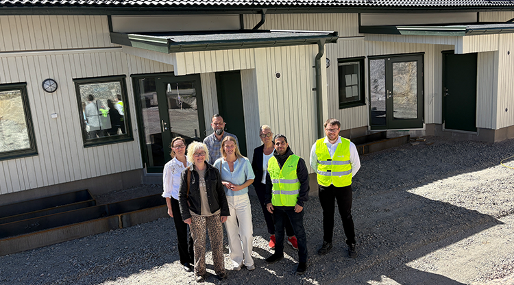 Förra veckan besökte representanter från omsorgsförvaltningen, omsorgsföretaget Unika och bostadsbolaget Eidar båda boendena för att följa arbetet på plats. Planerad slutbesiktning och överlämning sker denna sommar.