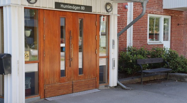 Entré Humlevägen 80