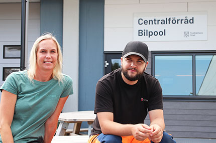 Susanna Gustafsson och Mattias Hjert på Centralförrådet.