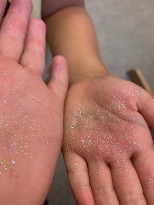 Glitterhänder1.jpg