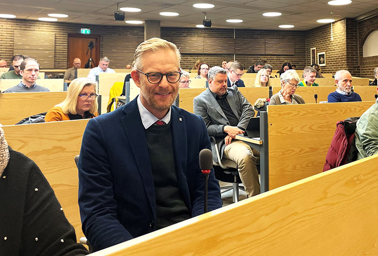  Peter Eriksson (M) valdes på måndagen till kommunstyrelsens ordförande.