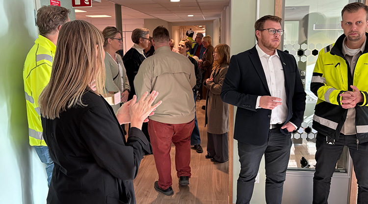 Mingel inne på ett äldreboende
